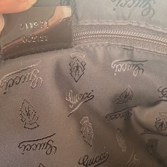 Authentic Gucci brown monogram canvas tote!With three charms.Near perfect! - Picture 3 of 14